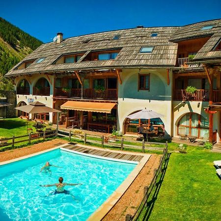 Hotel & Spa La Ferme De L'Izoard Арв'є Екстер'єр фото