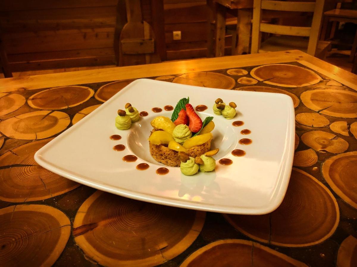 Hotel & Spa La Ferme De L'Izoard Арв'є Екстер'єр фото