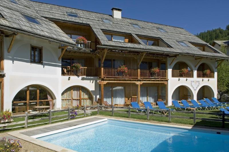 Hotel & Spa La Ferme De L'Izoard Арв'є Екстер'єр фото