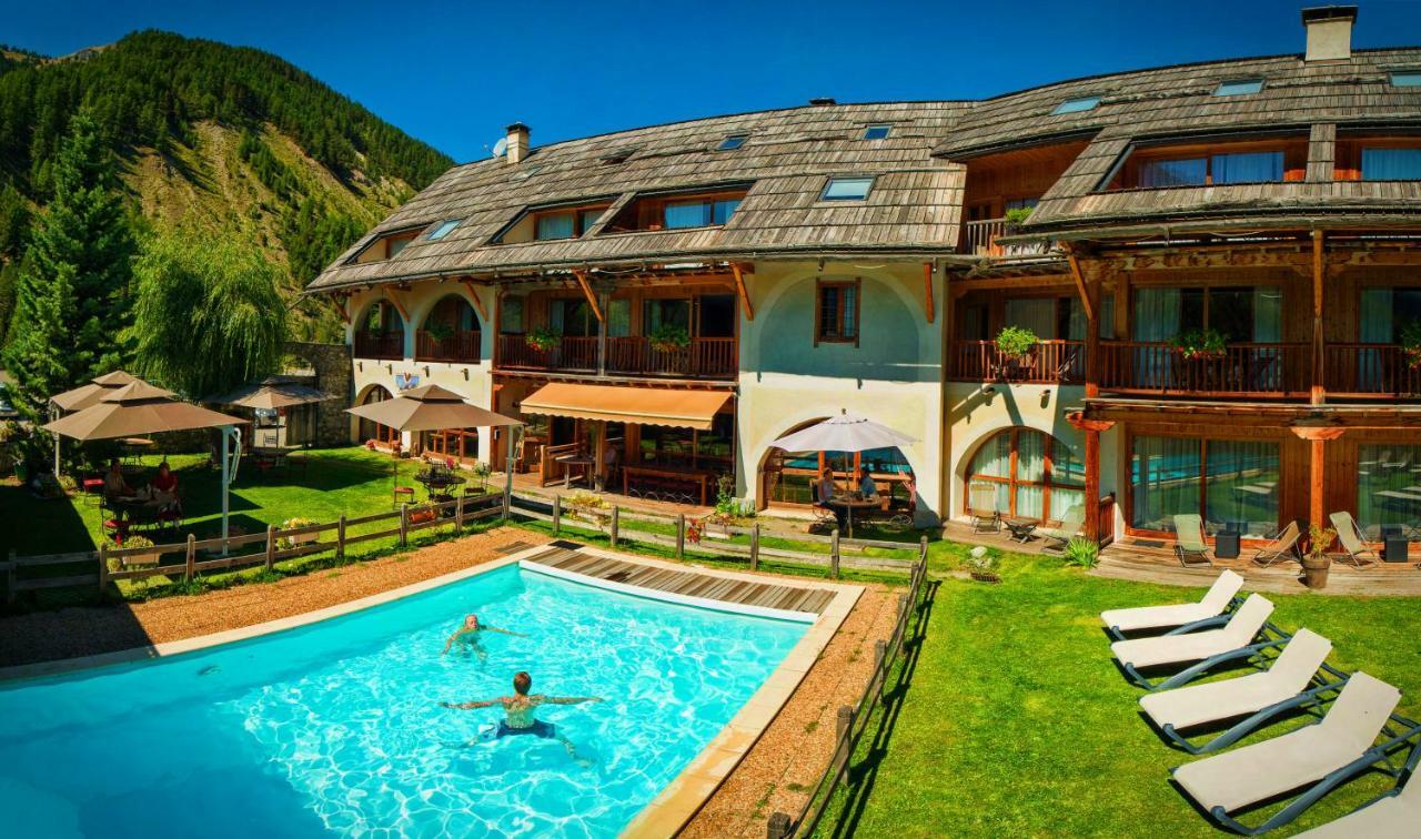 Hotel & Spa La Ferme De L'Izoard Арв'є Екстер'єр фото